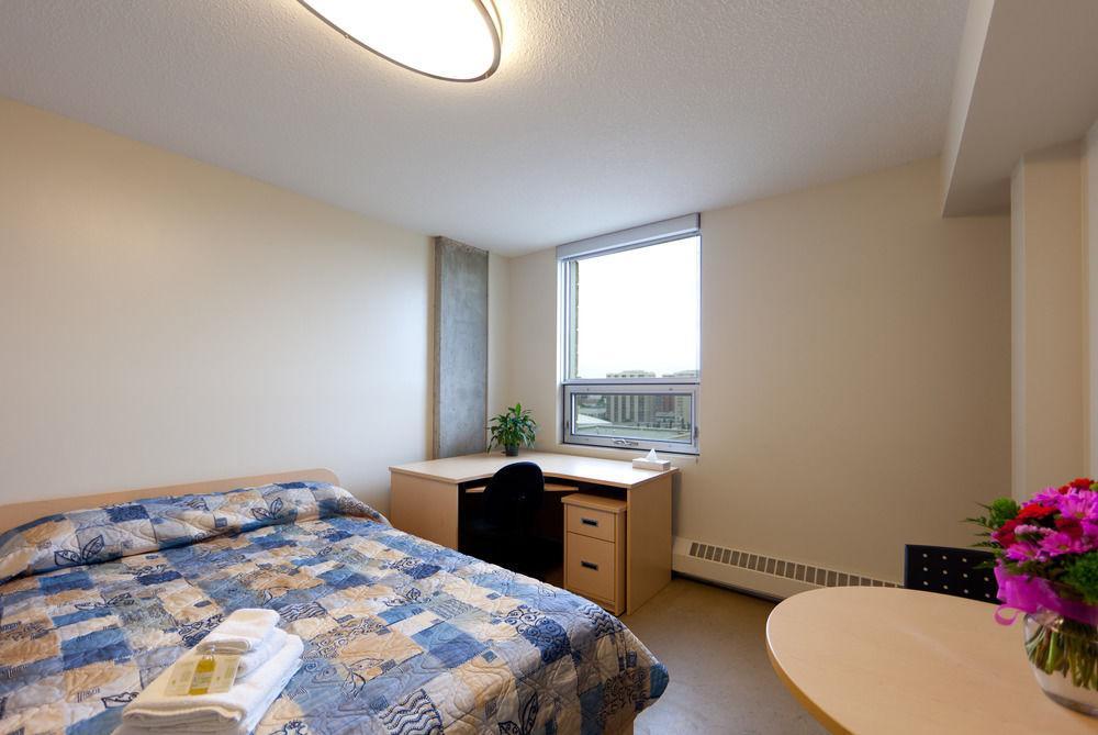 Macewan University Residence 埃德蒙顿 外观 照片