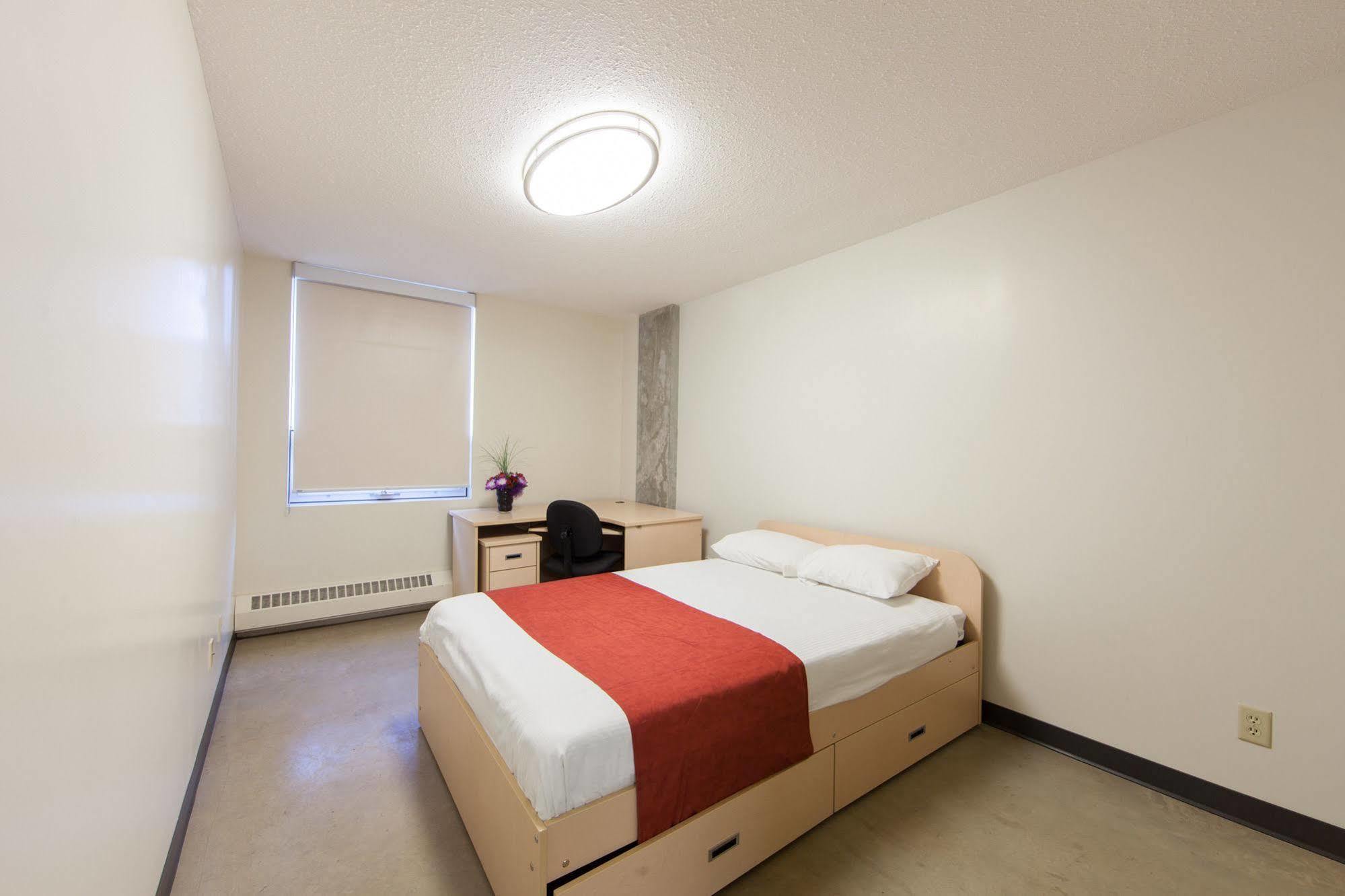 Macewan University Residence 埃德蒙顿 外观 照片