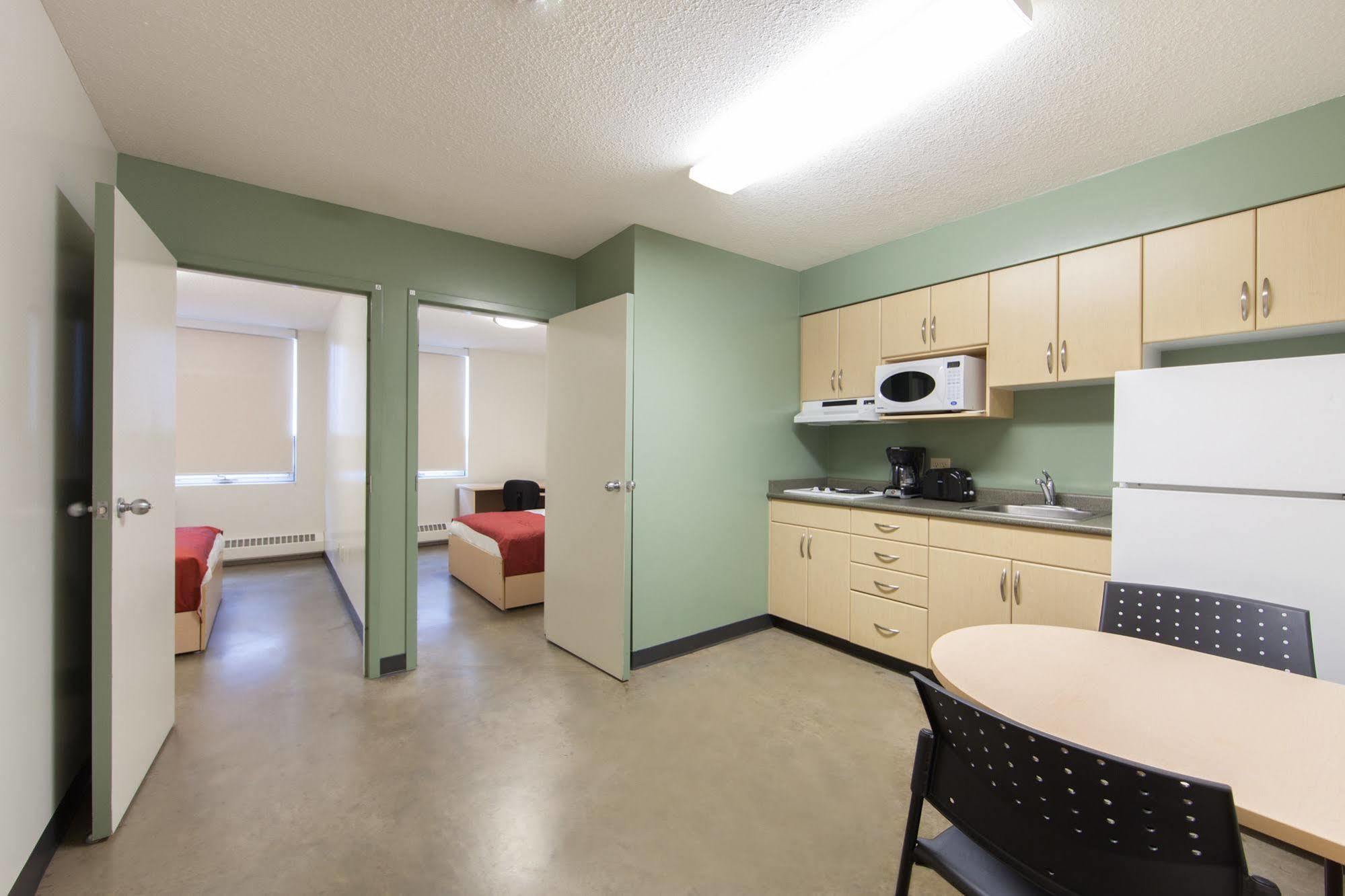 Macewan University Residence 埃德蒙顿 外观 照片