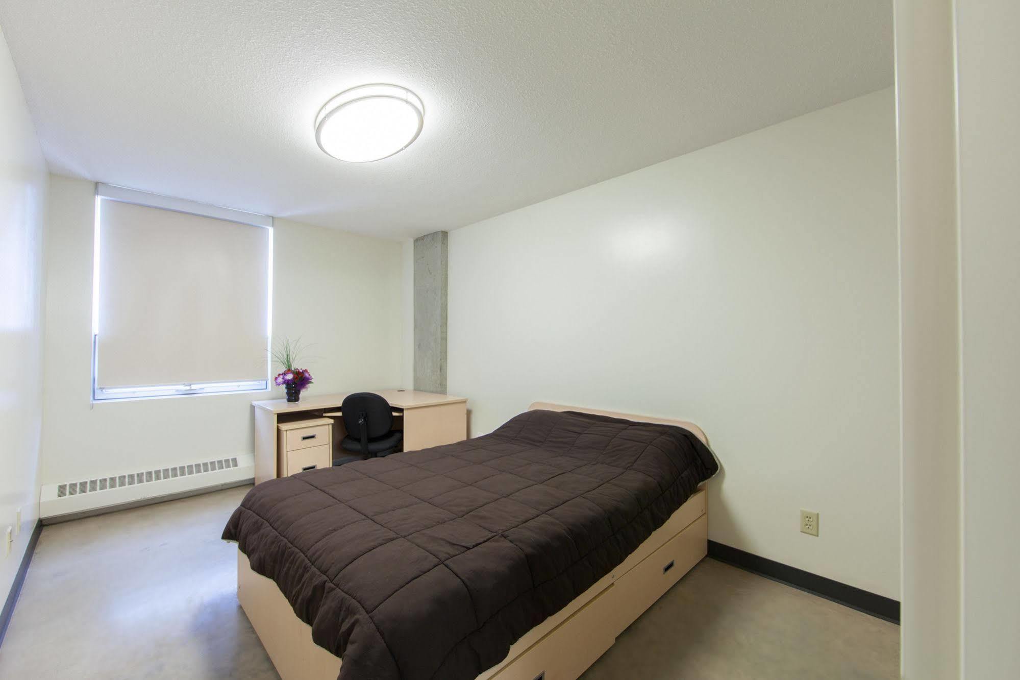Macewan University Residence 埃德蒙顿 外观 照片